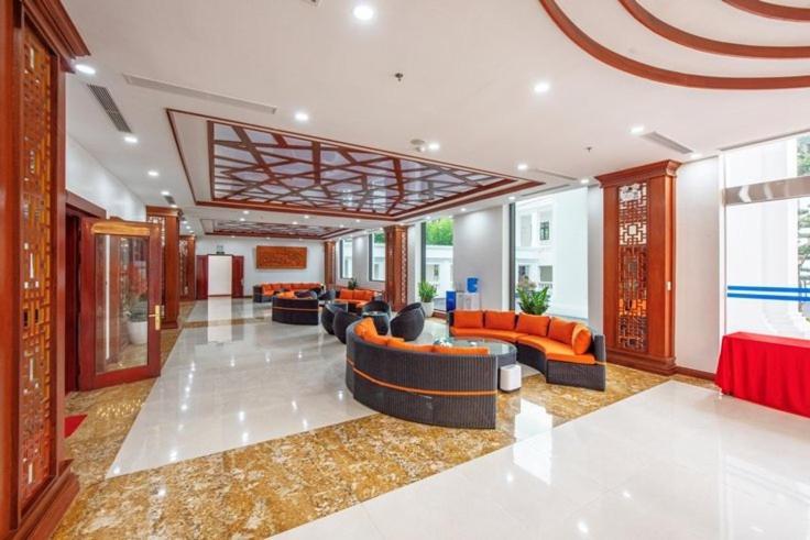 Khách Sạn A1 Lạng Sơn Esterno foto