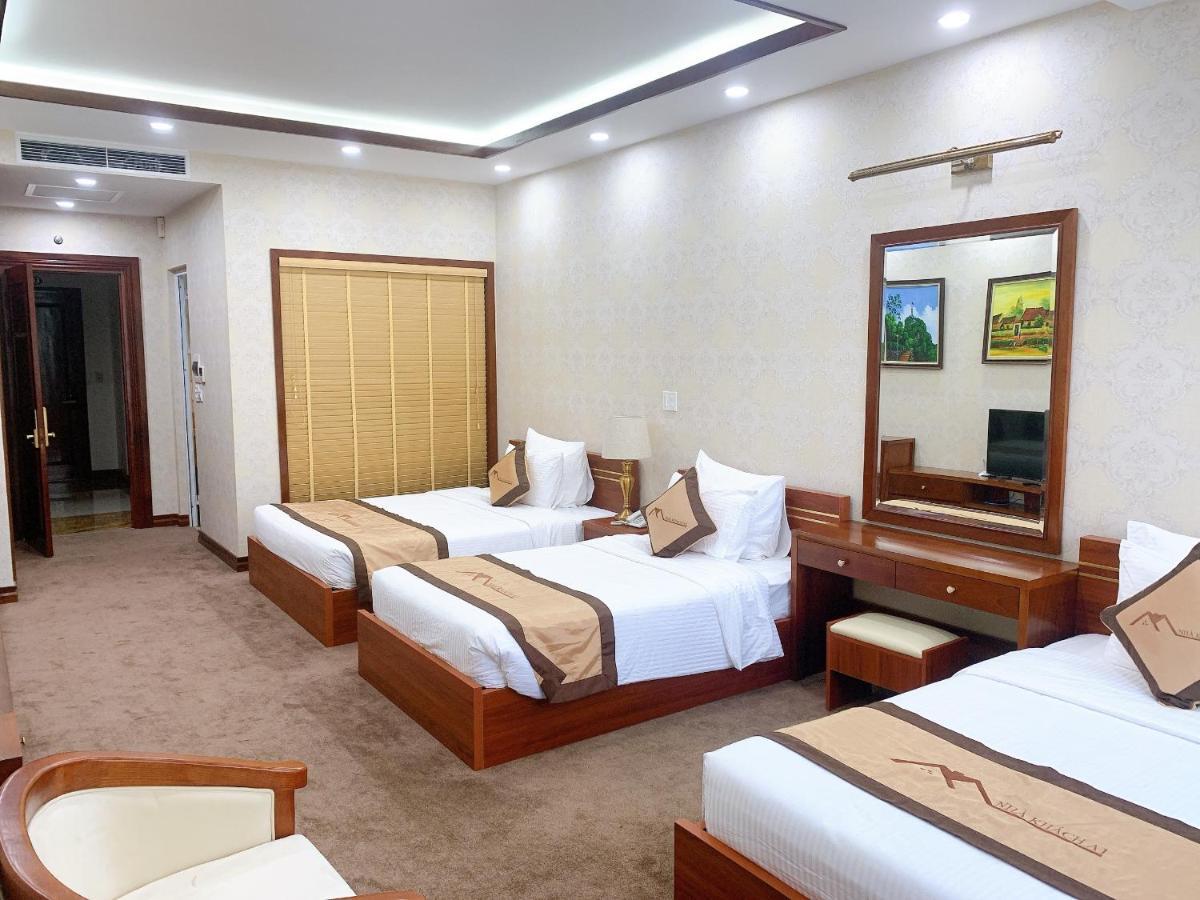 Khách Sạn A1 Lạng Sơn Esterno foto