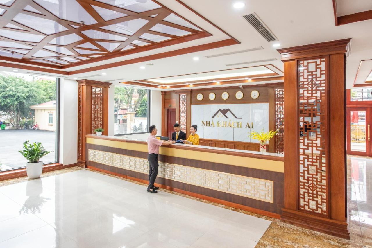 Khách Sạn A1 Lạng Sơn Esterno foto
